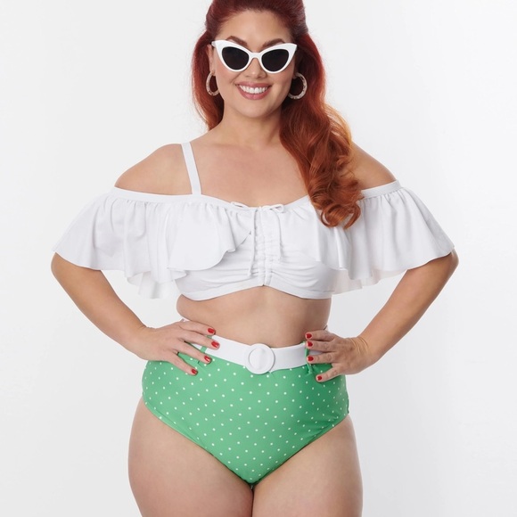 Unique Vintage Plus Size White Ruffle Swim Top Size 3X/20 - Picture 1 of 5